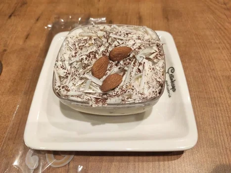 Manisa Çetinkaya Pastanesi resimleri