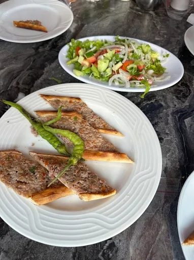 KULA ZEYBEK PİDE SALONU