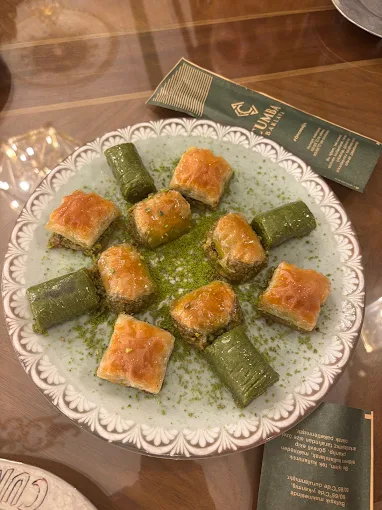 Cumba Baklava