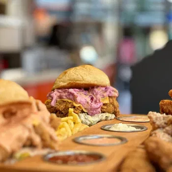 Choys Hot Chicken resimleri