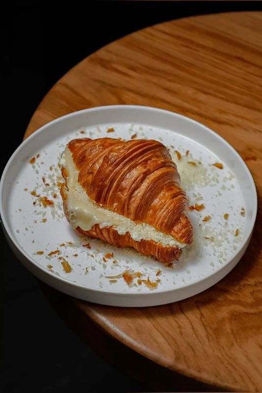 Cura's Coffee & Croissant