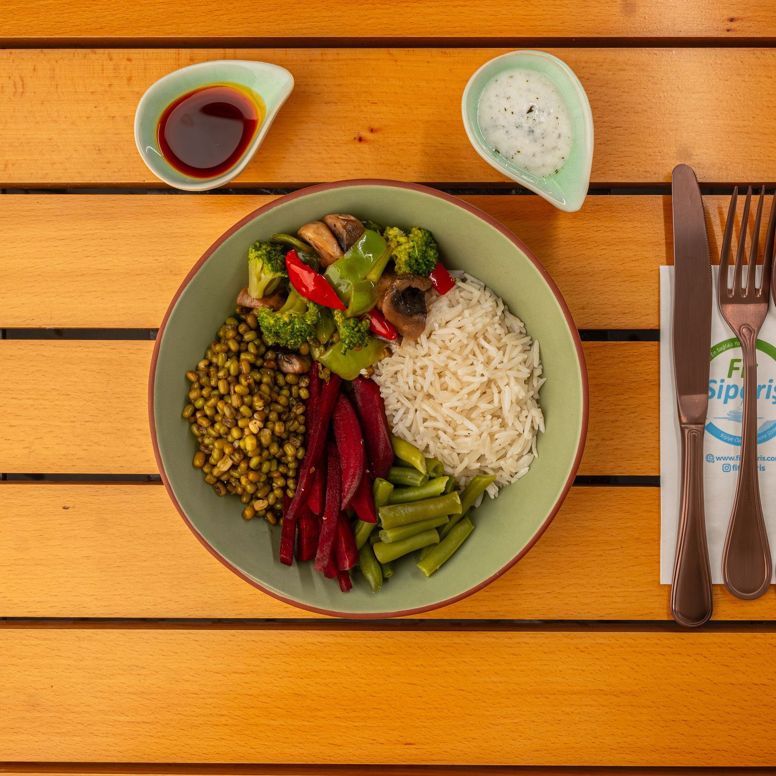 Maş Fasulyeli Sıcak Kase