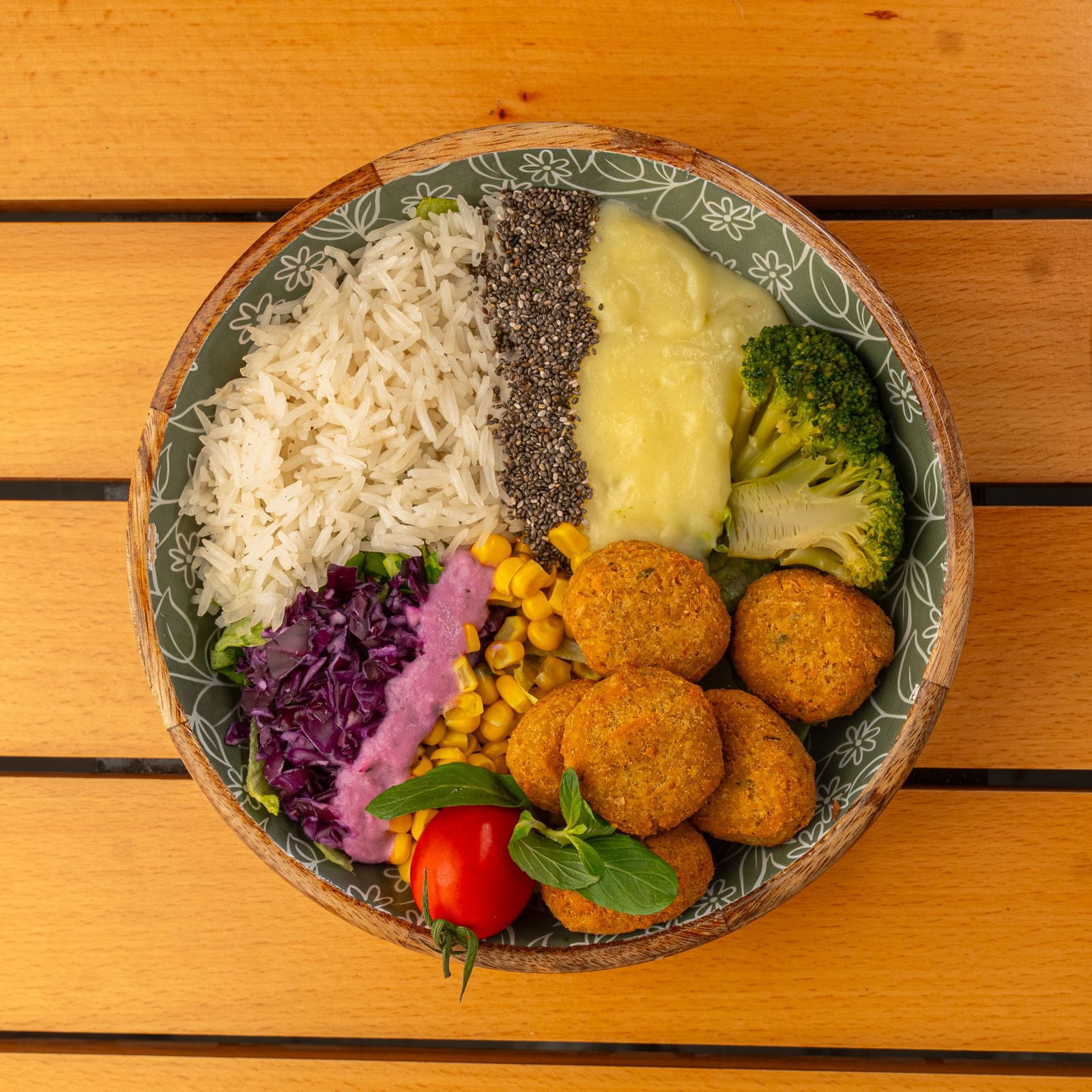 Falafel Bowl (354 kcal.)