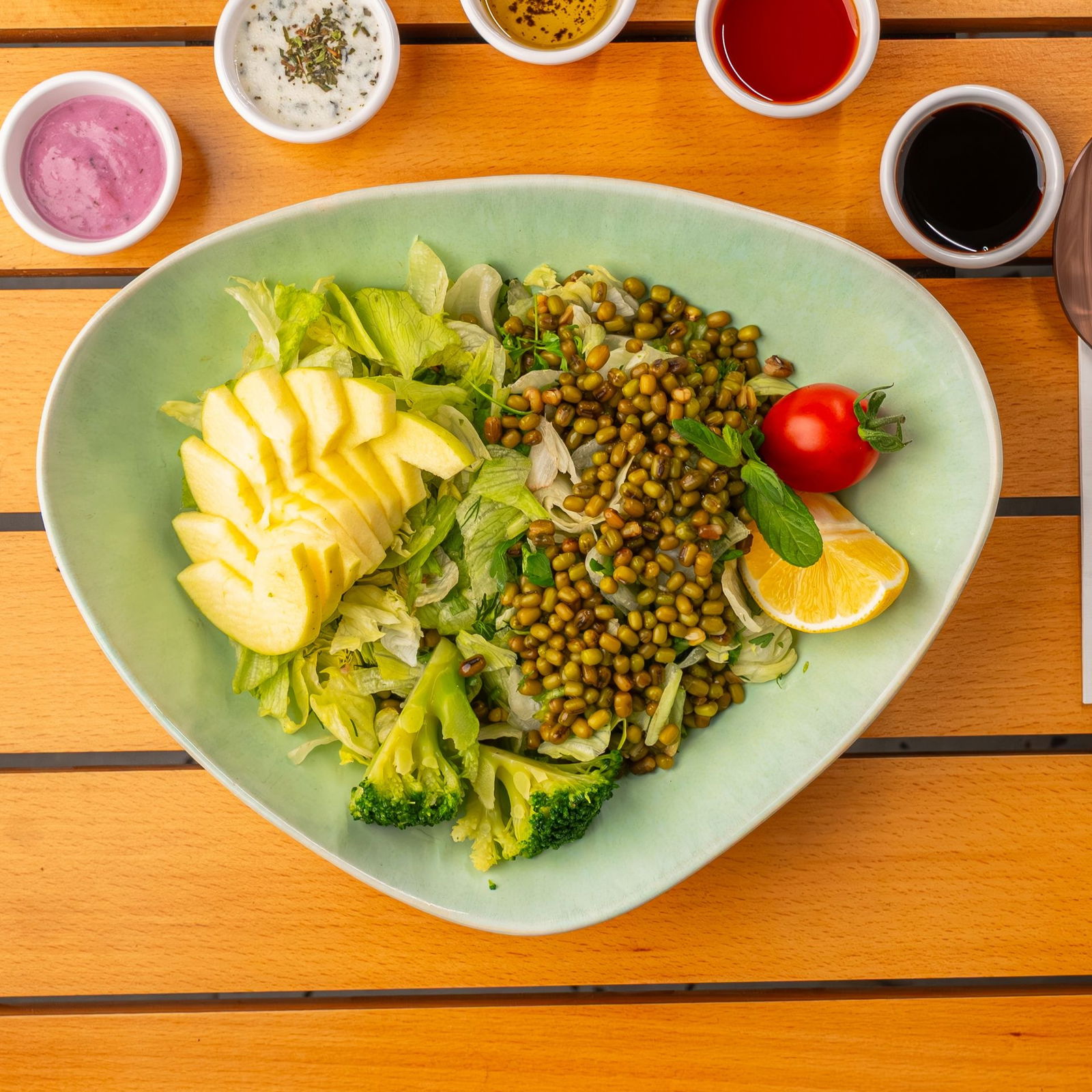 Elmalı Maş Fasulyeli Salata