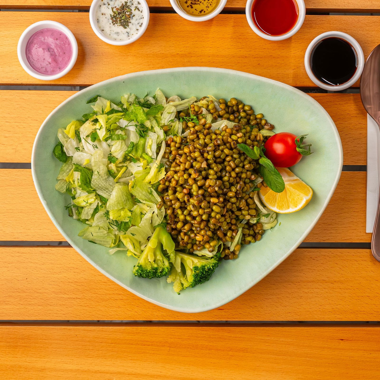 Maş Fasulyeli Salata