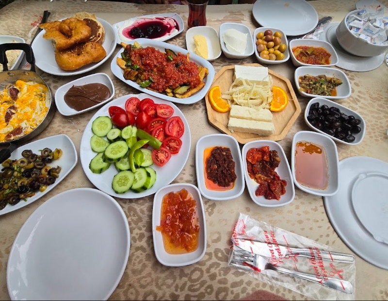 ÇİTLEMBİK GÖZLEME VE KAHVALTI EVİ