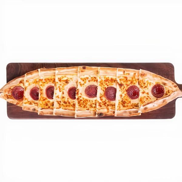 Sucuklu Pide