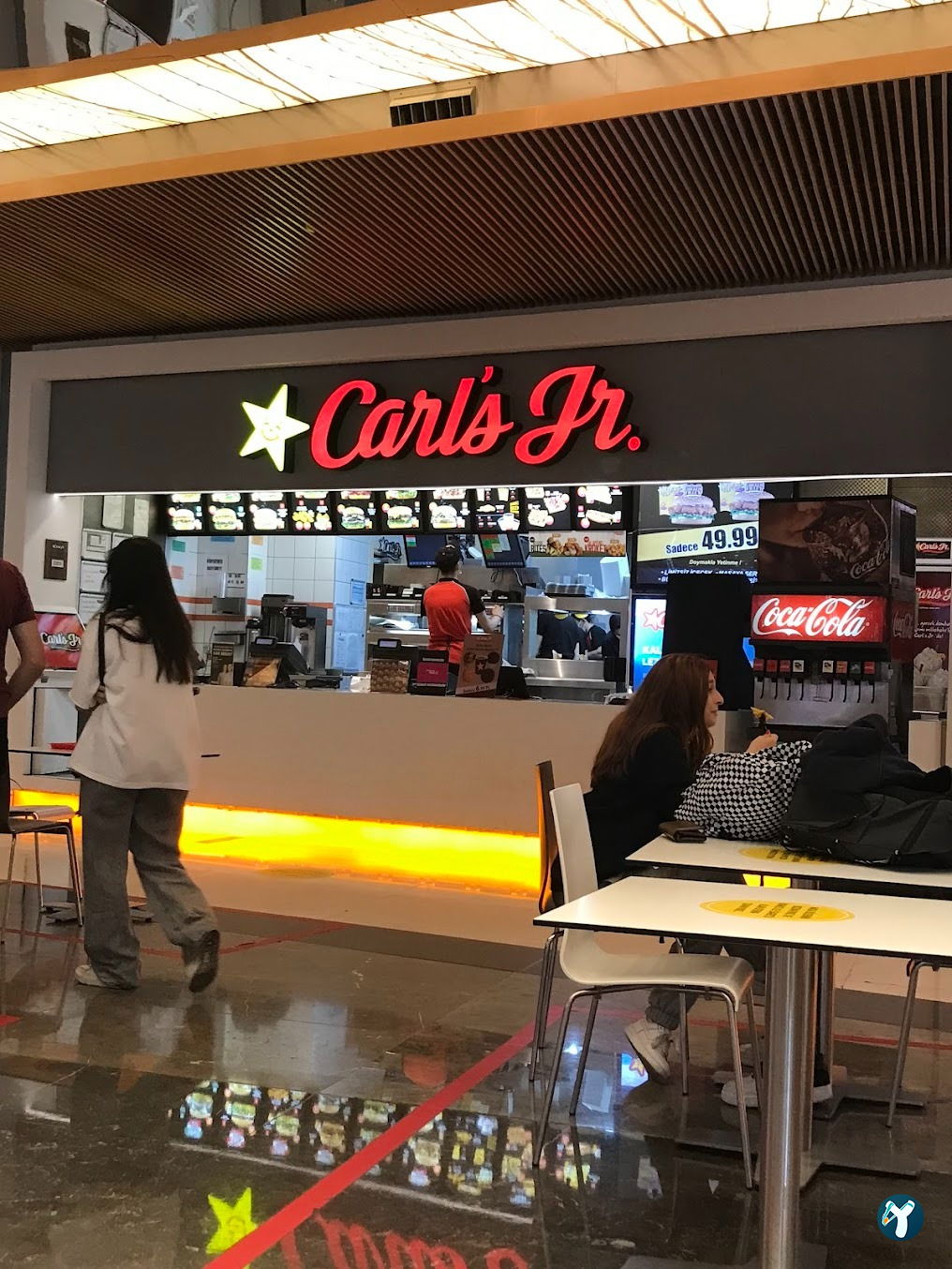 Carl'S Jr. Zorlu Avm