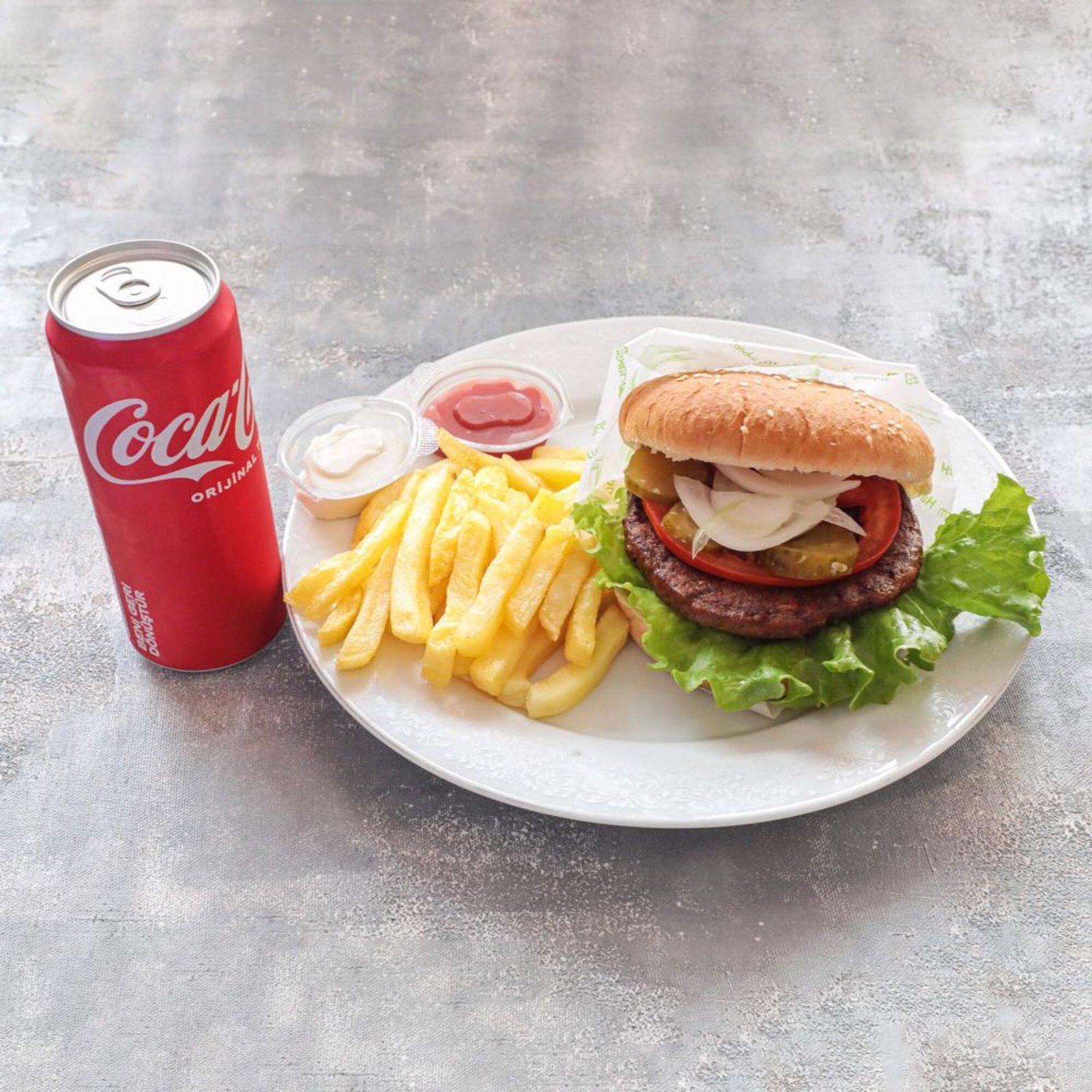 Double Kırmızı Et Qurme Hamburger Menü