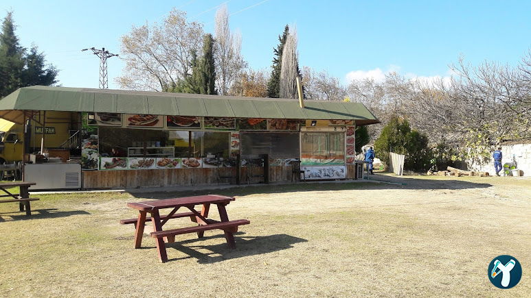 Titus Feronia Restoran