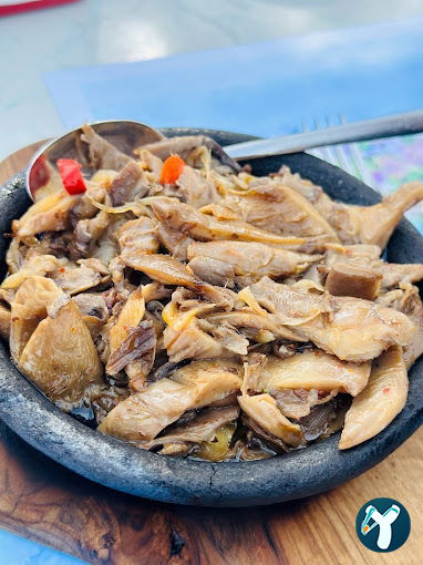 Maya Bistro Restaurant