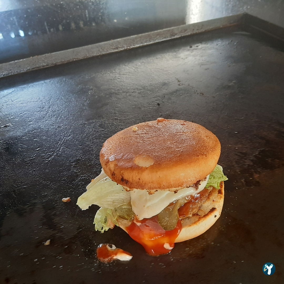 Menyeli Tostçu
