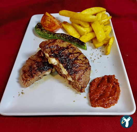 MÜZEYYEN RESTAURANT
