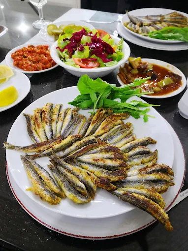 aydeniz akçaabat köfte ve balık evi