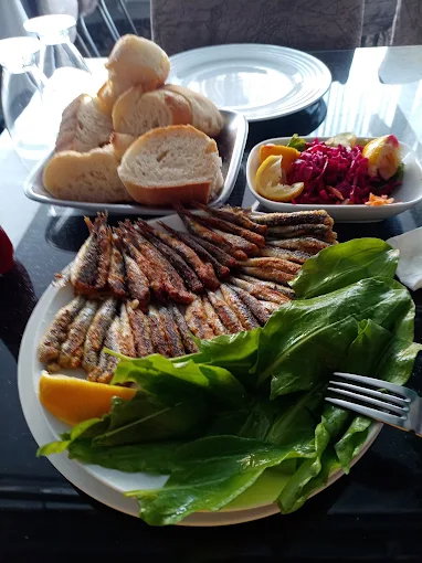 aydeniz akçaabat köfte ve balık evi