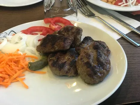 Bursalı Köfteci Halil resimleri