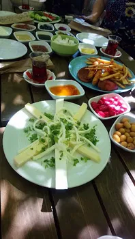 dereiçi kanyon restaurant resimleri