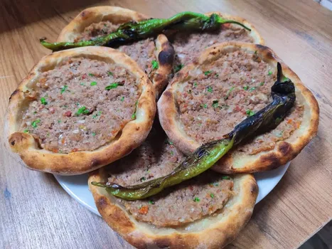 KÖŞK PİDE SALONU resimleri