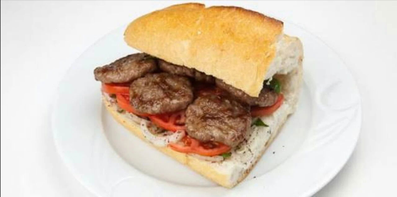 Ata Sandviç Ve Döner Salonu