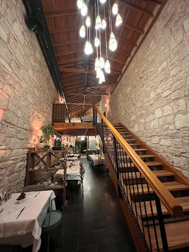 ASLINDA MEYHANE URLA