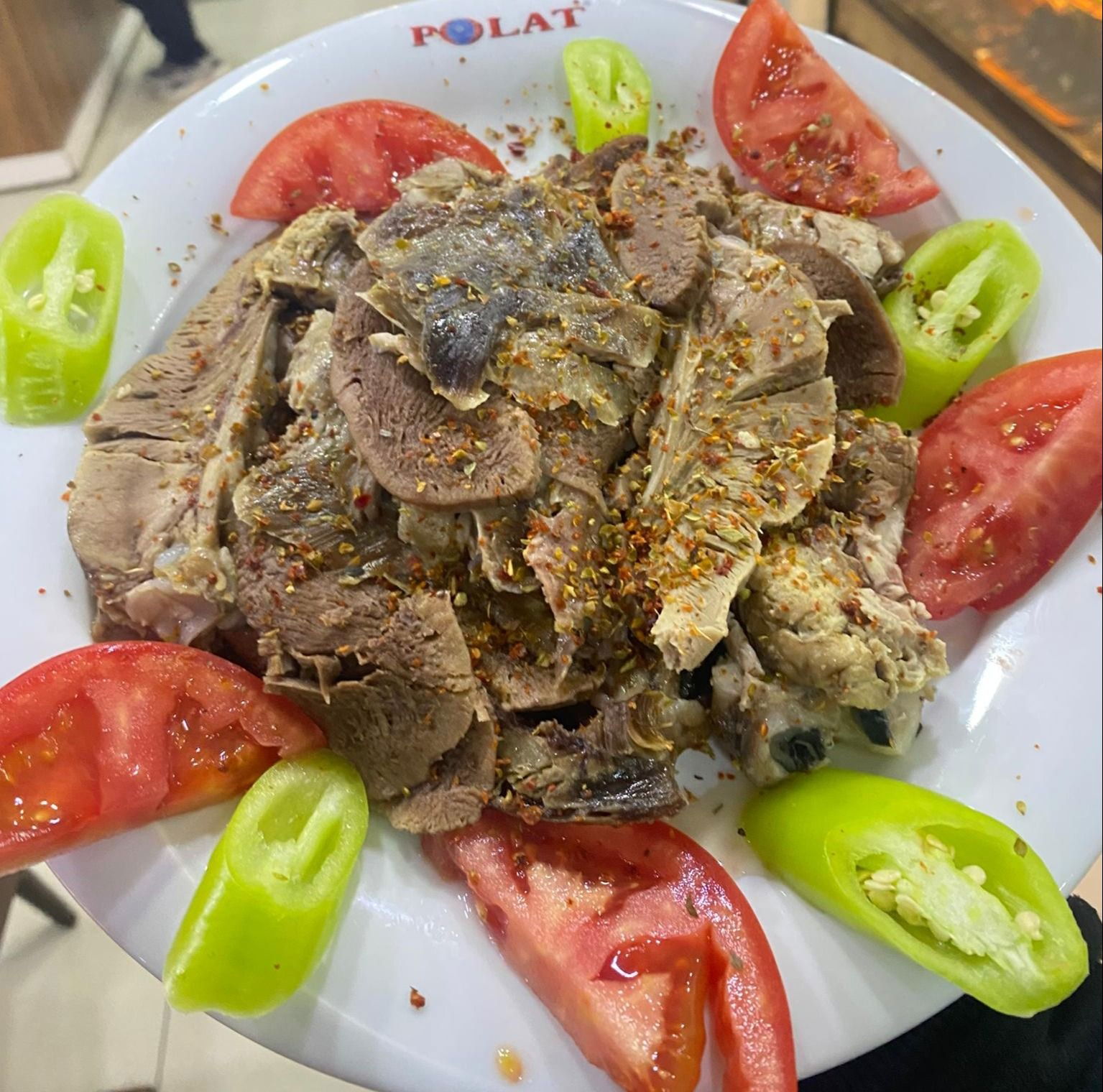 Tam Kelle Söğüş