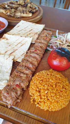 Ustam Meze Mangal