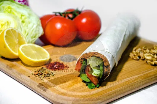 Çiğ köfteci Ramazan Usta resimleri