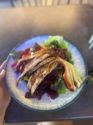 SALADOS MUTFAK ATAŞEHİR