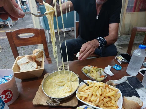 Meşhur Sahi̇L Balikçisi Bulvar Büfe resimleri