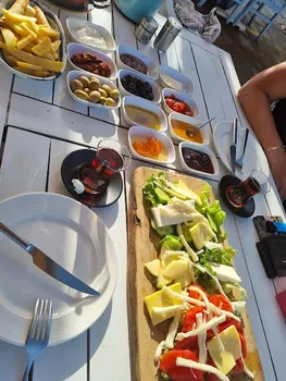 Sığacık Yakamoz Pansiyon resimleri