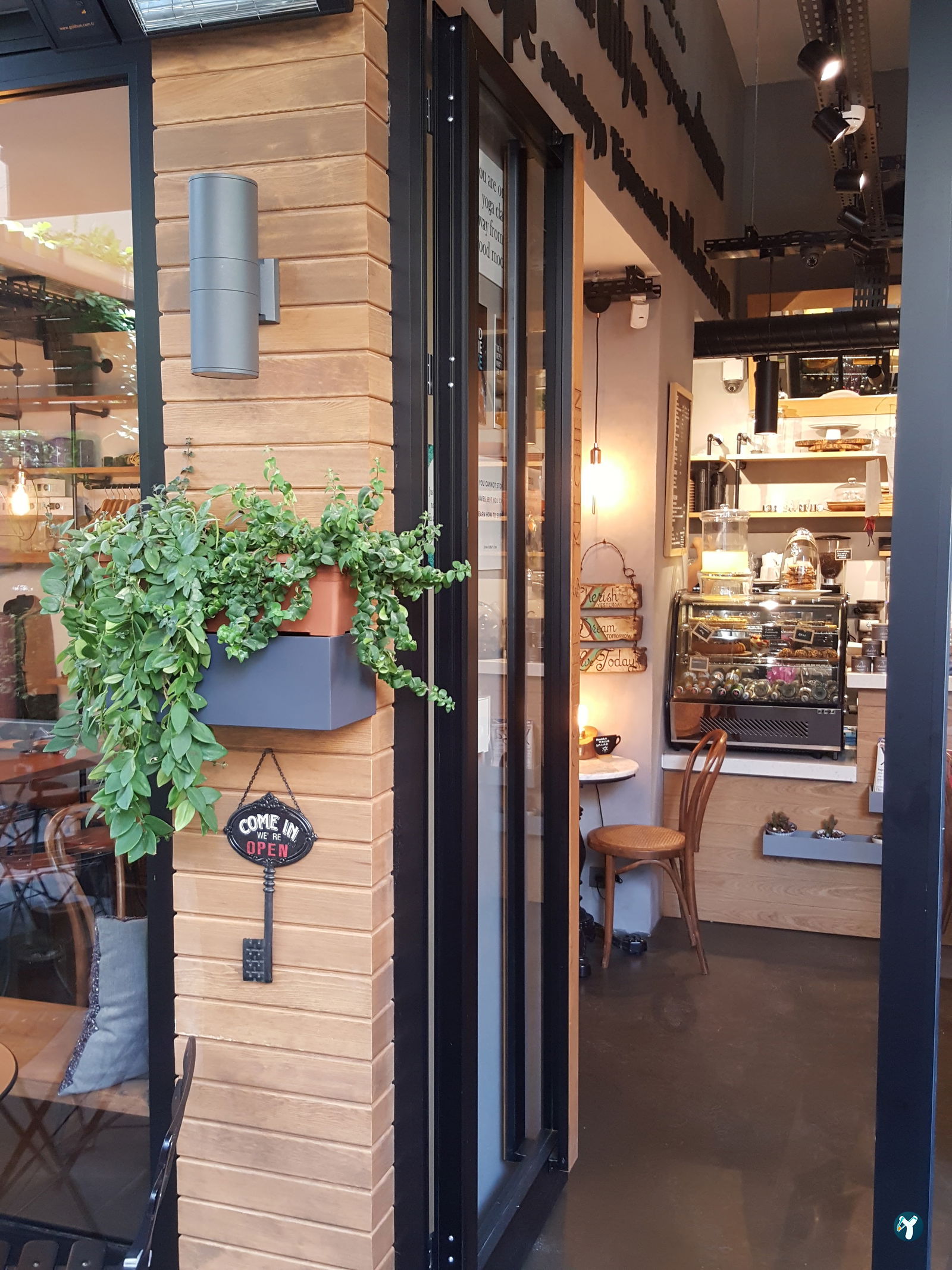 Moodra Coffee & Kitchen