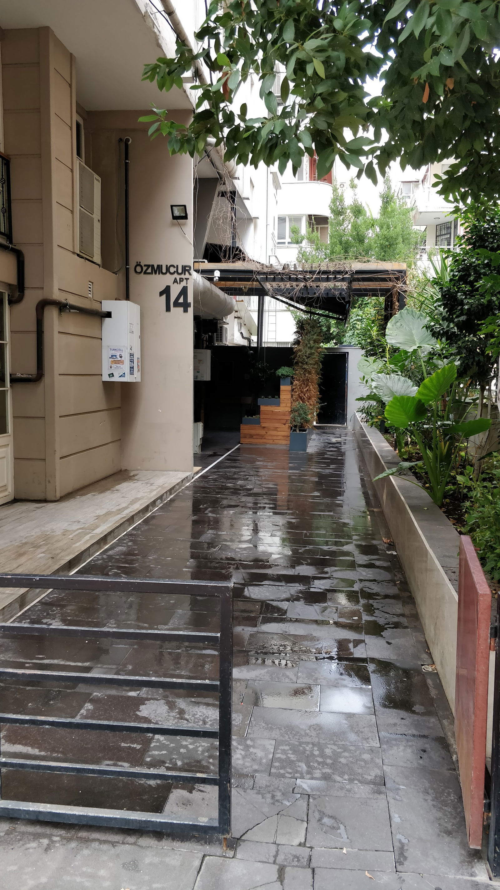 Moodra Coffee & Kitchen