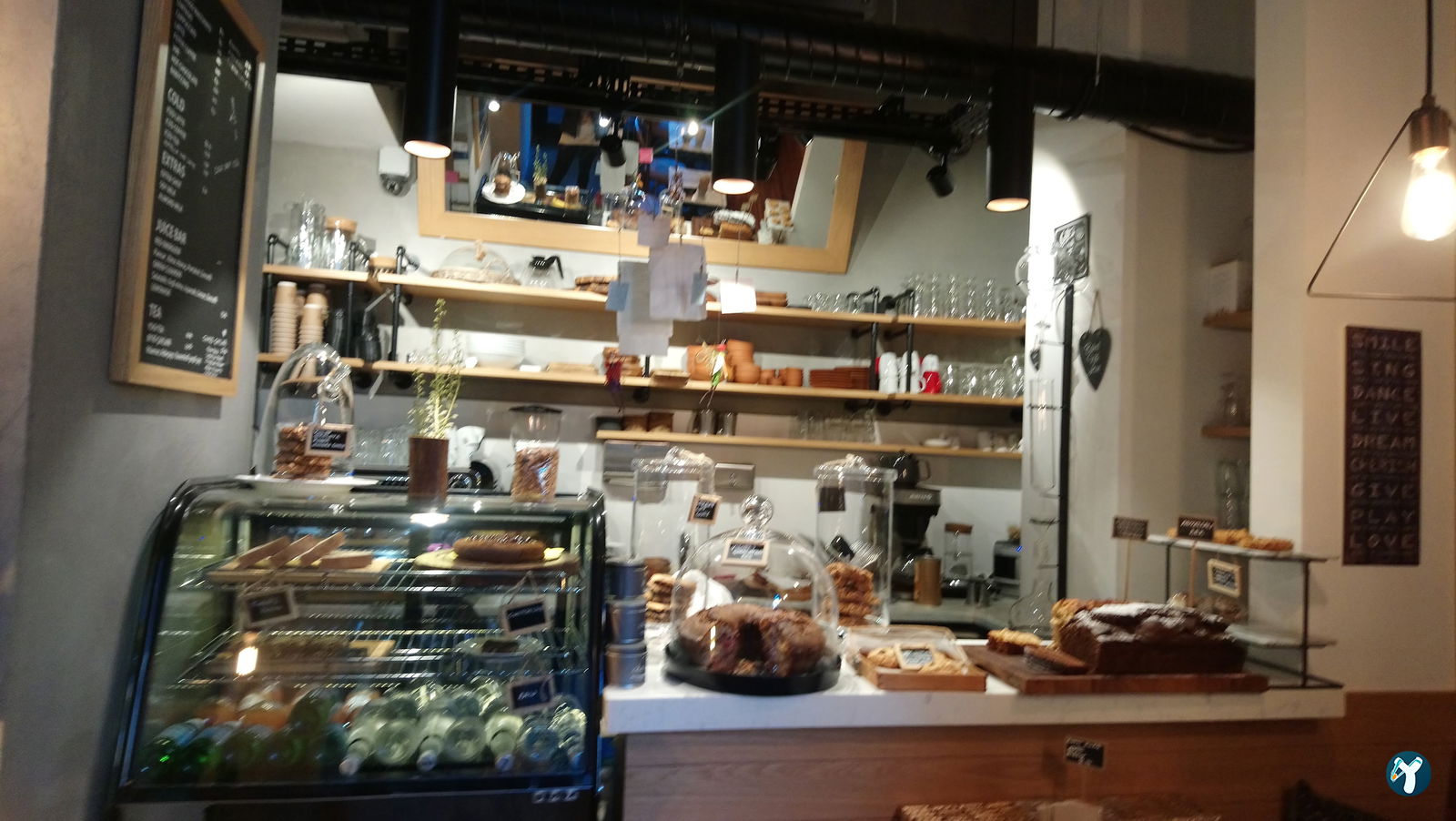 Moodra Coffee & Kitchen