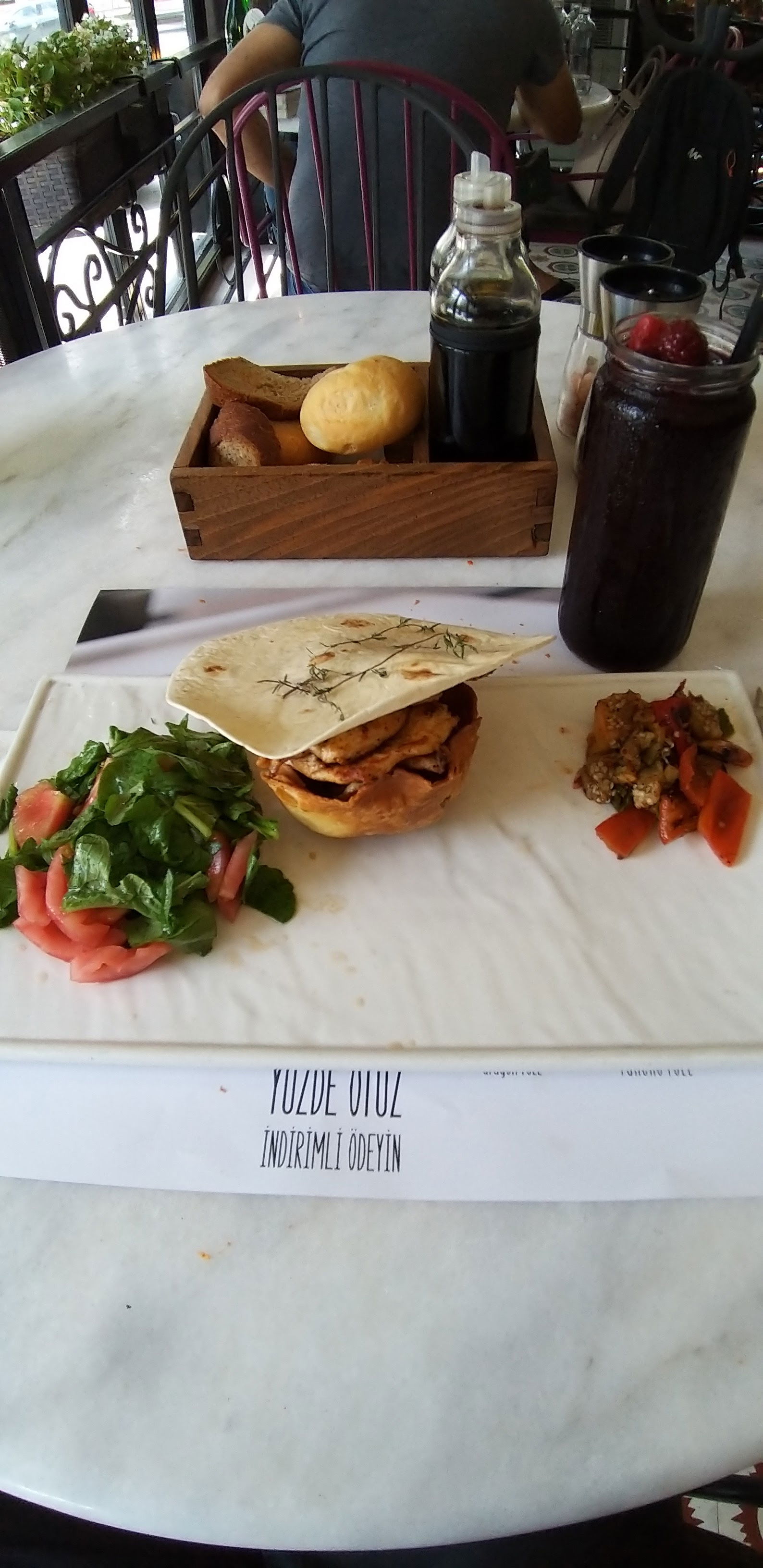 Maki Restoran Uğur Mumcu