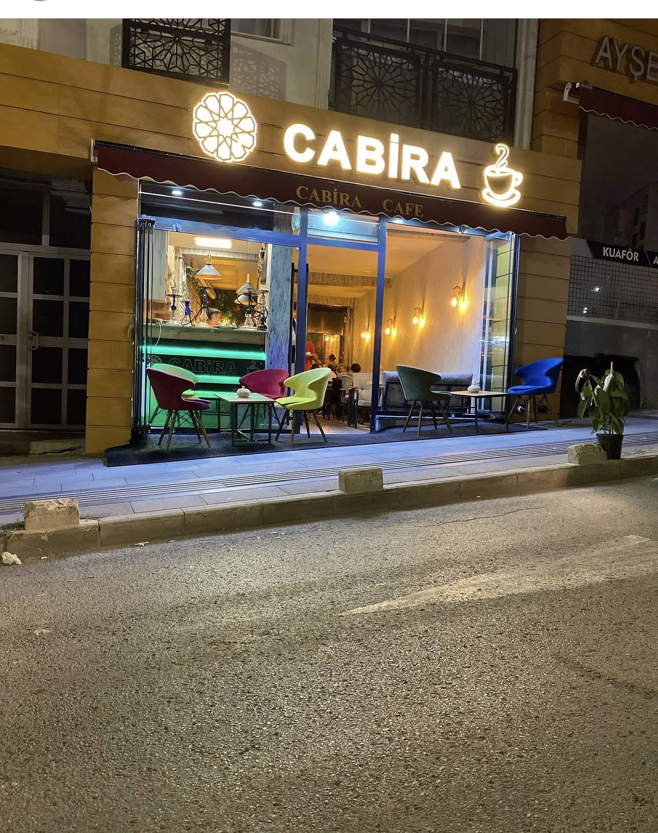 Cabira Cafe