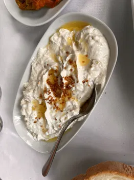 Hasan Tefik Restoran Ve Zeytinyağı resimleri