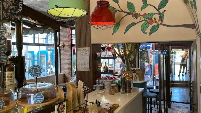 Cafe Fresco Coffee & Roastery