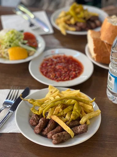 Ekspres Inegol Koftecisi