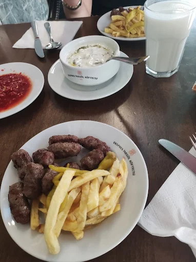 Ekspres Inegol Koftecisi