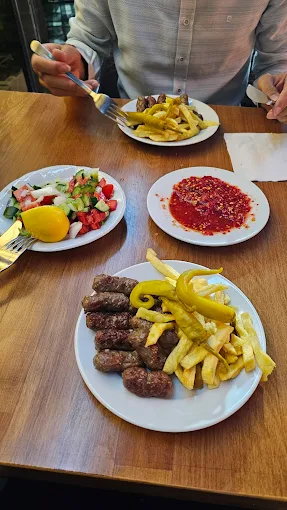 Ekspres Inegol Koftecisi