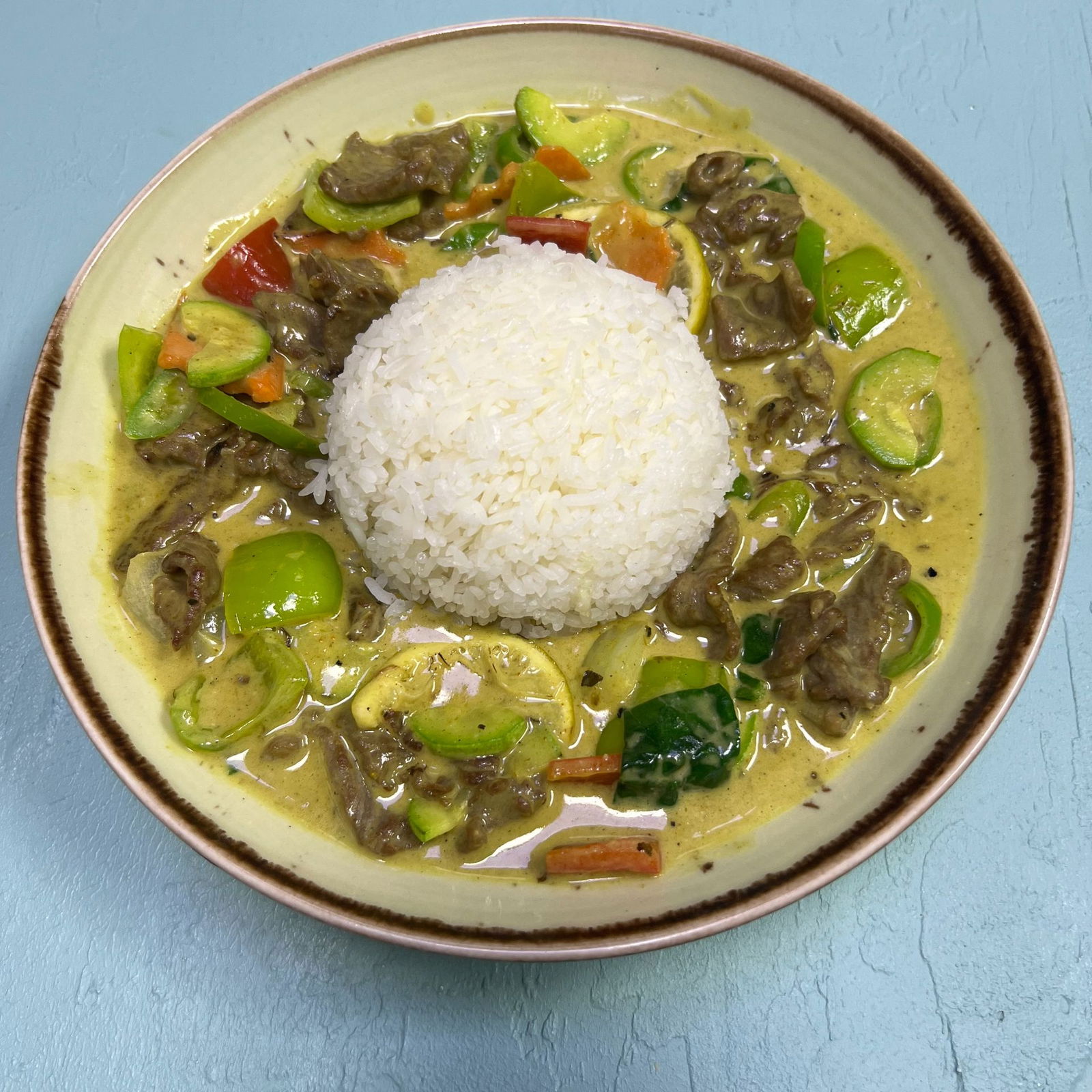 Thai Yeşil Köri Soslu Dana