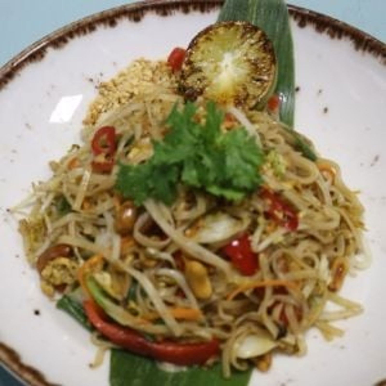 Sebzeli Pad Thai