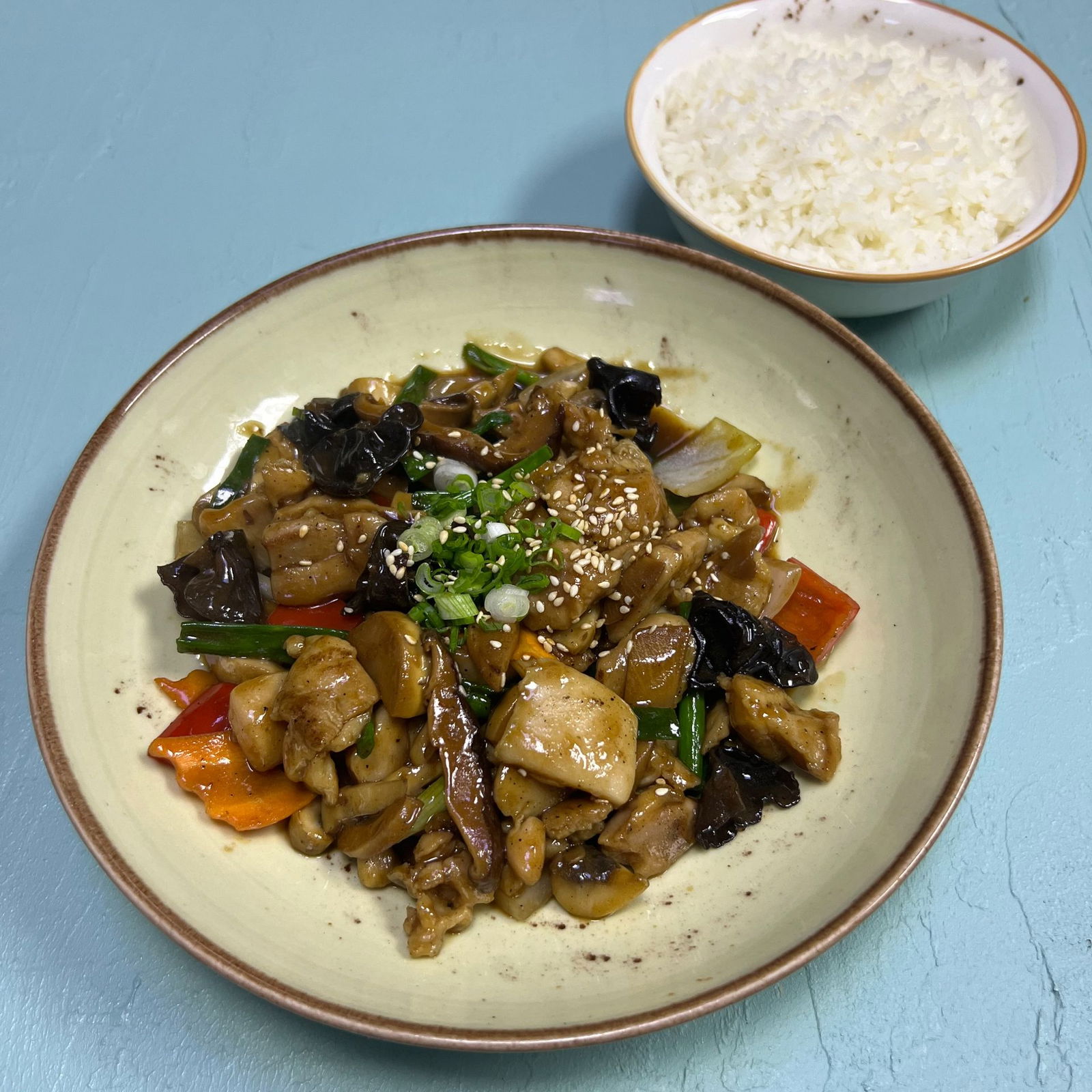 Bambulu Mantarlı Tavuk