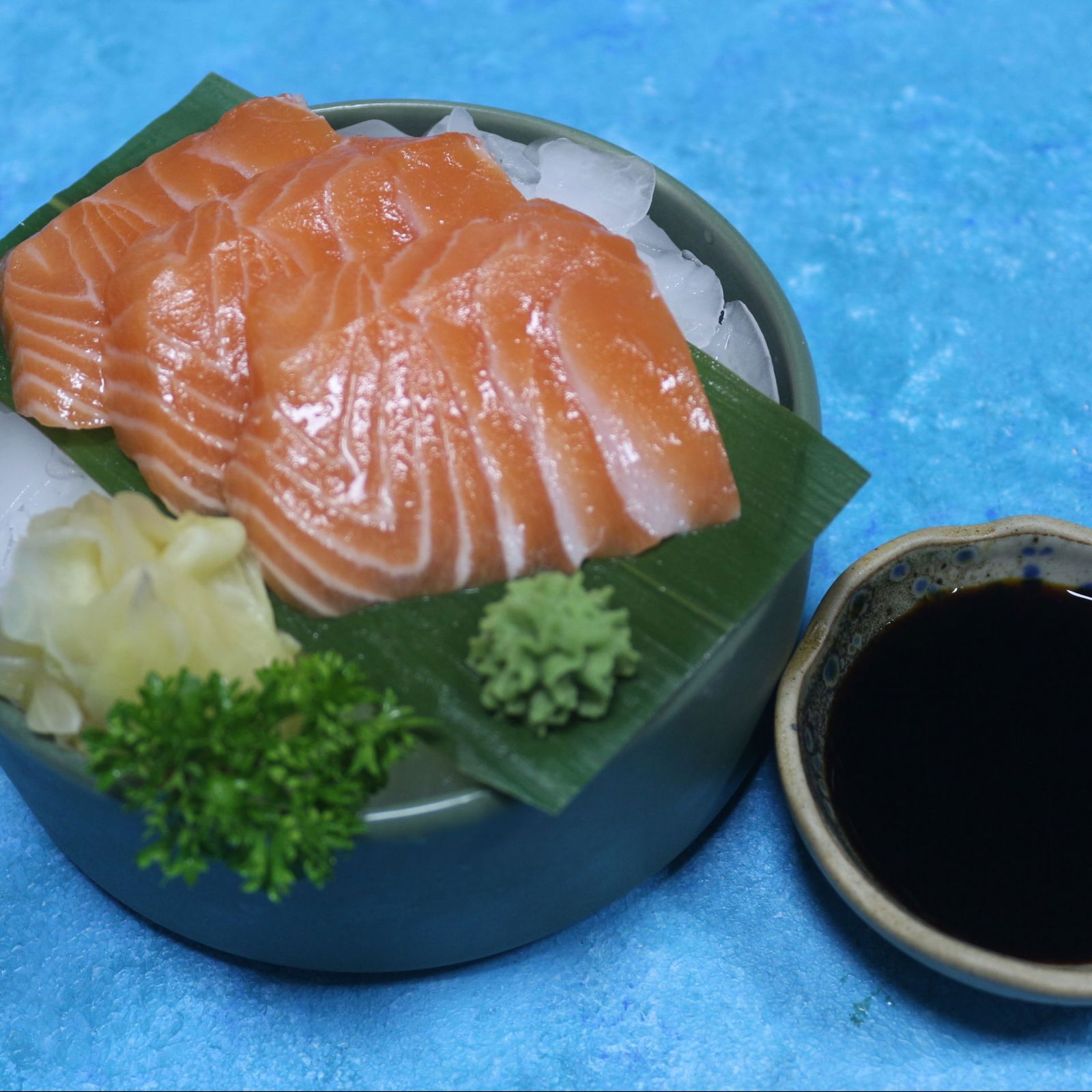 Sake Sashimi (3 pcs.)