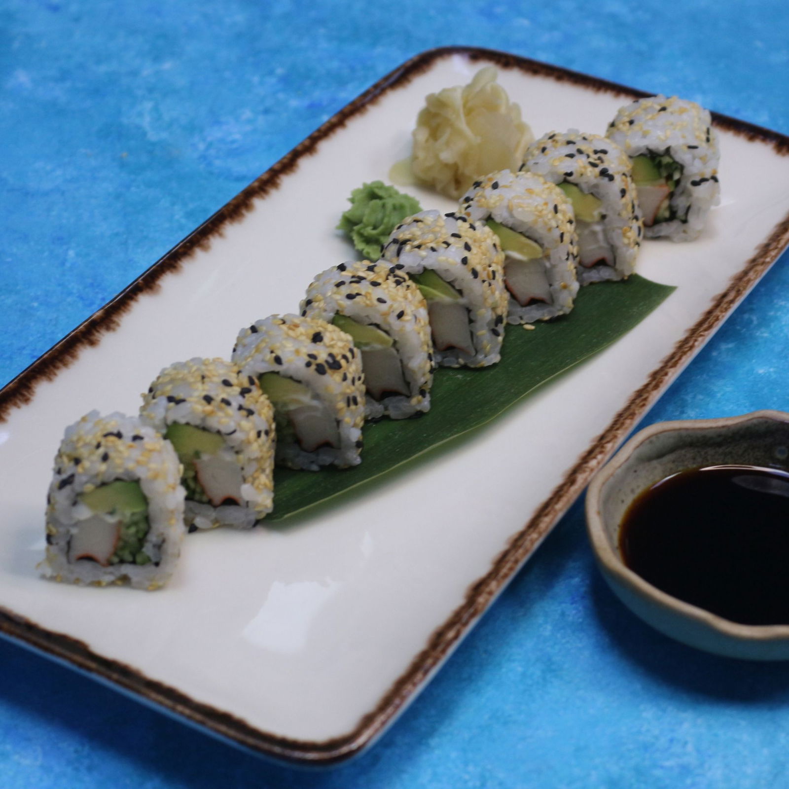Sesame California Roll (8 pcs.)
