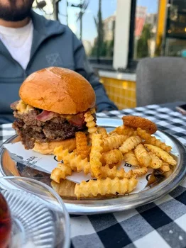 Burger Sound resimleri