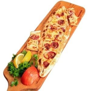 Sucuklu Kaşarlı Mantarlı Pide