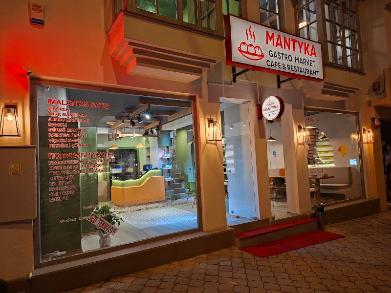 MANTYKA Gastro Market - Cafe & Restaurant