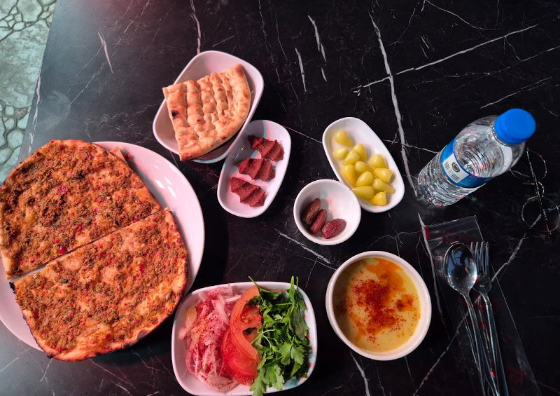 Malatya Pide & Lahmacun Salonu