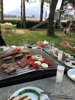Çınar Altı resimleri
